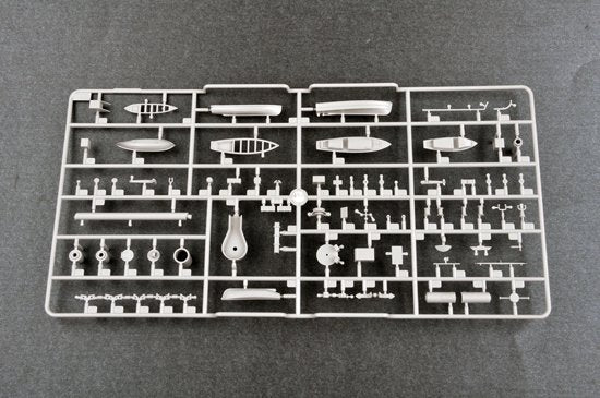 Trumpeter 03710 HMS Hood Battle Cruiser 1/200 – Bild 6