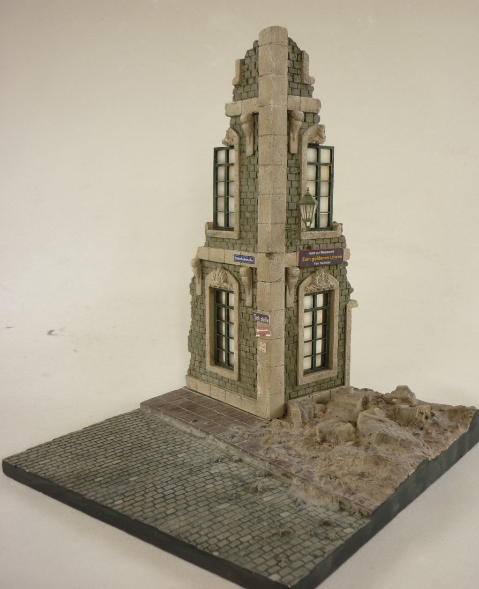 RT-Diorama 35253 Diorama-Base: Cityhouse Corner 1/35 – zdjęcie 4