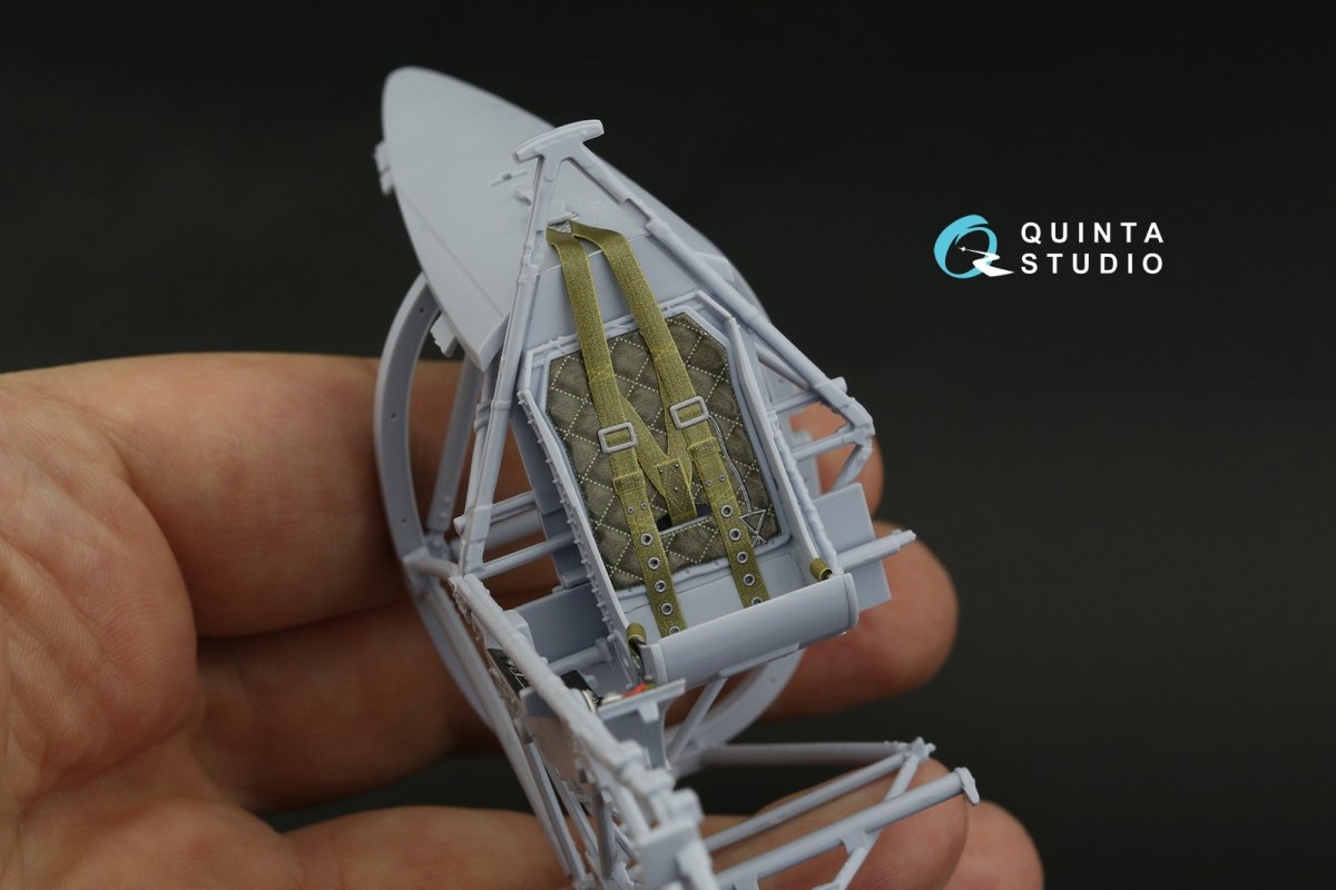 Quinta Studio QD24002 Hawker Typhoon (Car Door) 3D-Printed &amp;amp; coloured Interior on decal paper (Airfix) 1/24 – zdjęcie 6