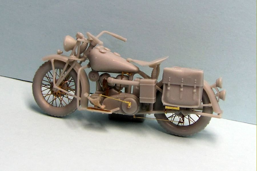 Thunder Model 35003 US Military Motorcycle Indian 741B 1/35 – Bild 2