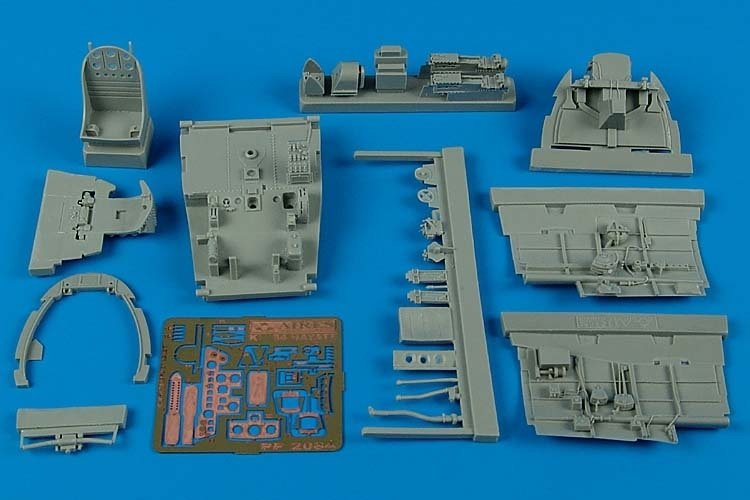Ensemble cockpit Aires 2084 Nakajima Ki84 Hayate 1/32 HASEGAWA