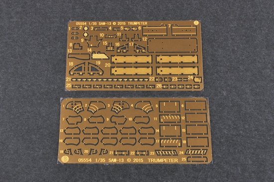 Trumpeter 05554 9K35 Strela-10 SA-13 Gopher Surface-to-Air Missile System 1/35 – image 11