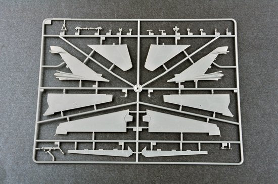 Trumpeter 01673 Su-24M Fencer-D – Bild 8