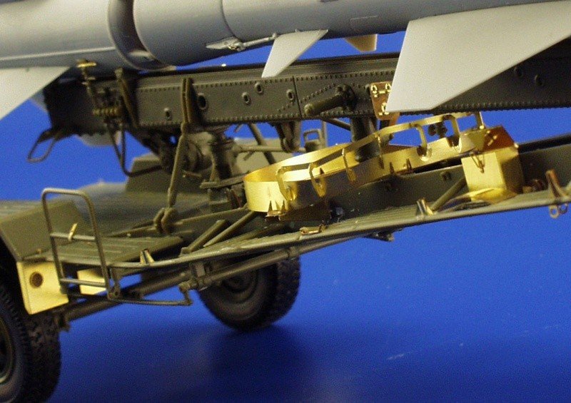 Eduard 35663 SA-2 missile with trailer 1/35 Trumpeter – Bild 8