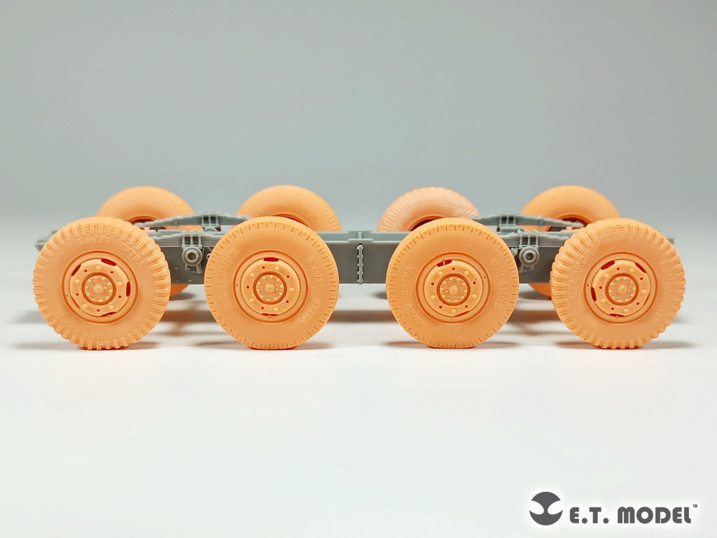 E.T. Model P35-102 WWII German Sd.Kfz.234 Small Diameter Weighted Wheels Type.2 1/35 – Bild 6