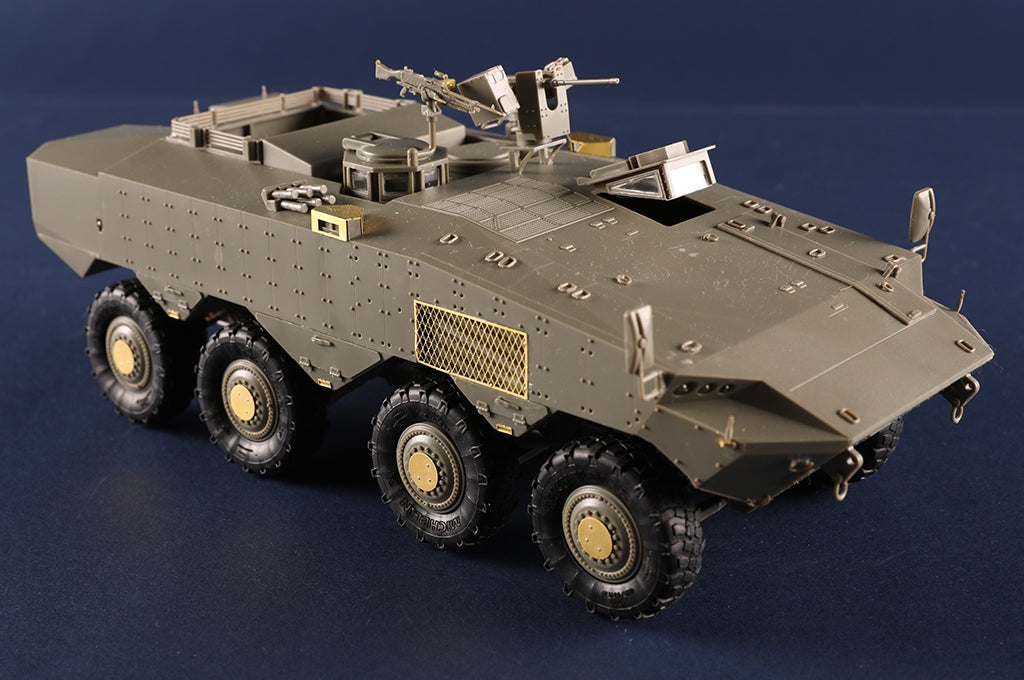 Hobby Boss 84509 IDF Eitan Wheeled APC 1/35 – Bild 12