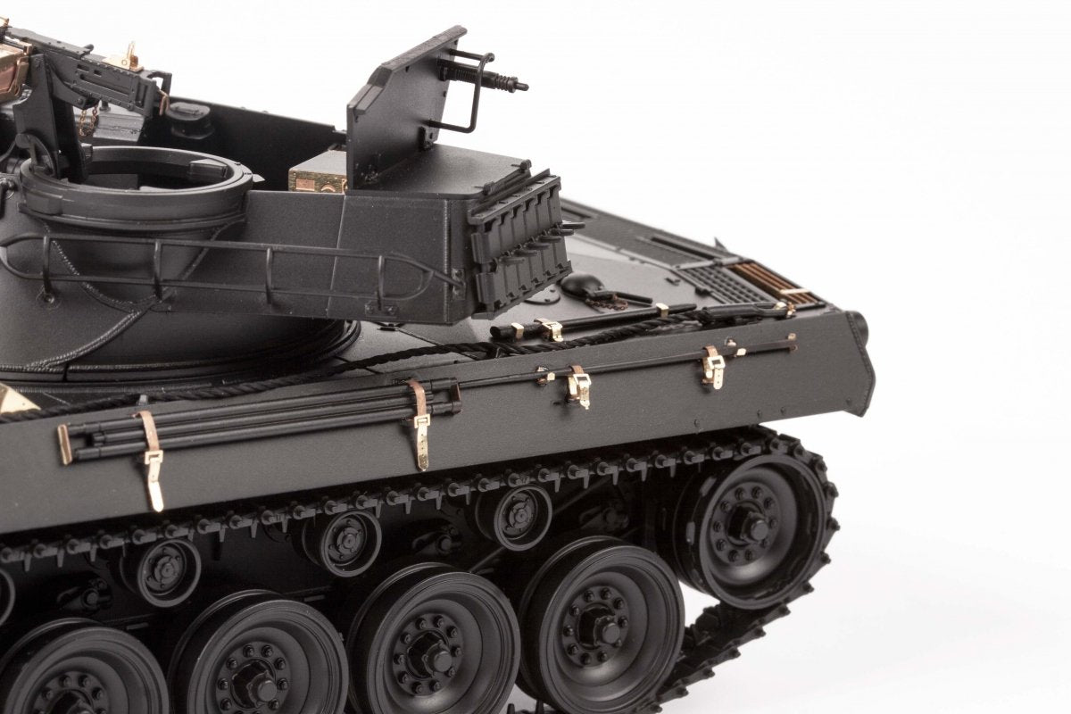 Eduard 36478 M18 tank destroyer TAMIYA 1/35 – imagen 12