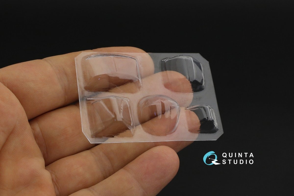 Quinta Studio QC72046 Uh-1B vacuumed clear canopy (Italeri) 1/72 – immagine 3