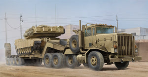 Hobby Boss 85519 M911 C-HET avec semi-remorque pour engins lourds m747 (1/35)