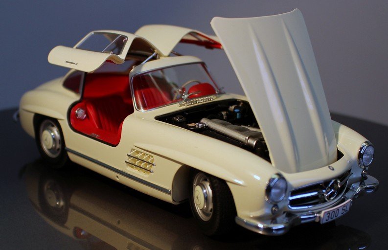 Tamiya 24338 Mercedes-Benz 300SL 1/24 – zdjęcie 4