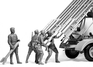 ICM 35648 WWII Soviet BM-13-16 MLRS Vehicle Crew 1/35 – zdjęcie 2