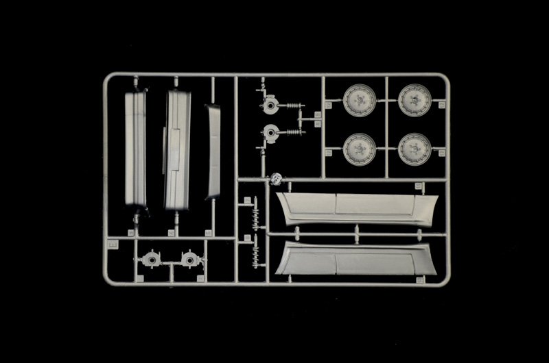 Italeri 3624 Mercedes 190 E 2.3 16V 1/24 – image 10