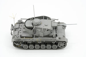 Border Model BT-048 Pz.Bef.Wg.III Ausf.K 2in1 w/Schürzen 1/35 – Bild 5