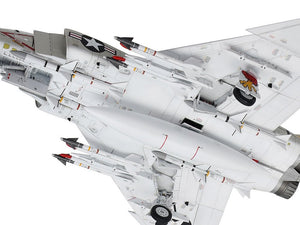 Tamiya 61121 McDonnell Douglas F-4B Phantom II 1/48 – Bild 12