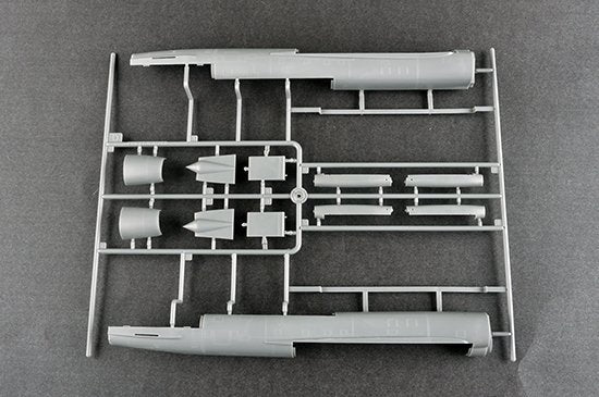 Trumpeter 01687 Tu-128M Fiddler 1/72 – immagine 4