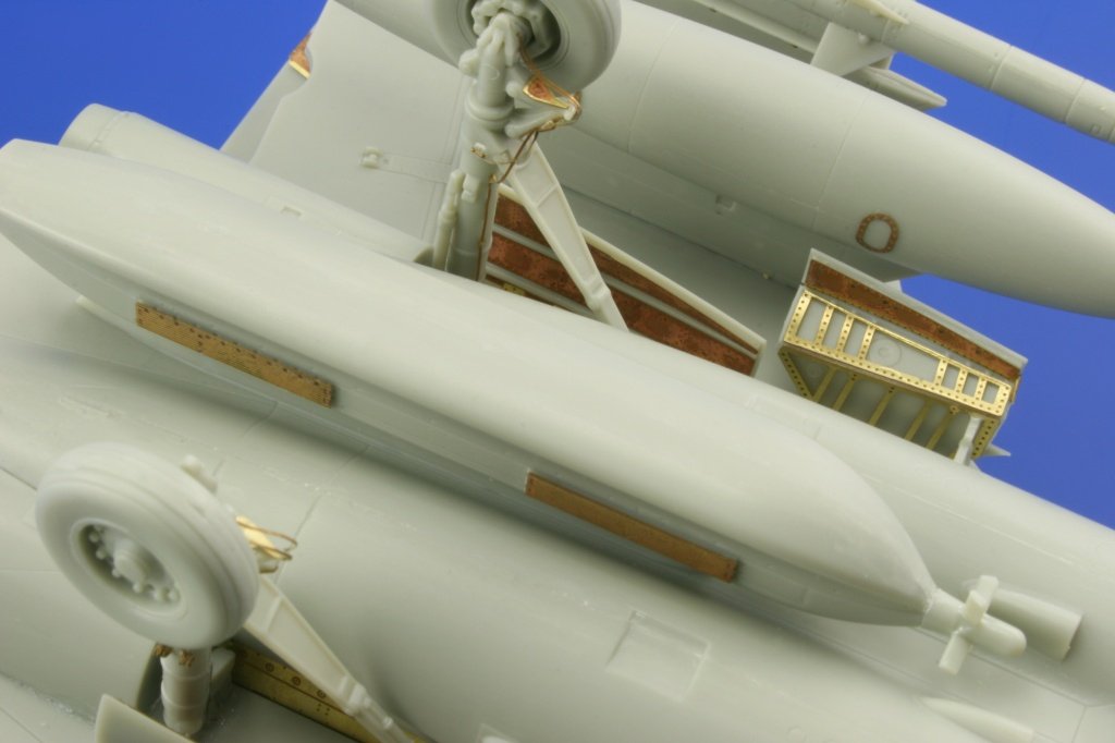 Eduard 48681 EA-6B undercarriage 1/48 Kinetic – imagen 5