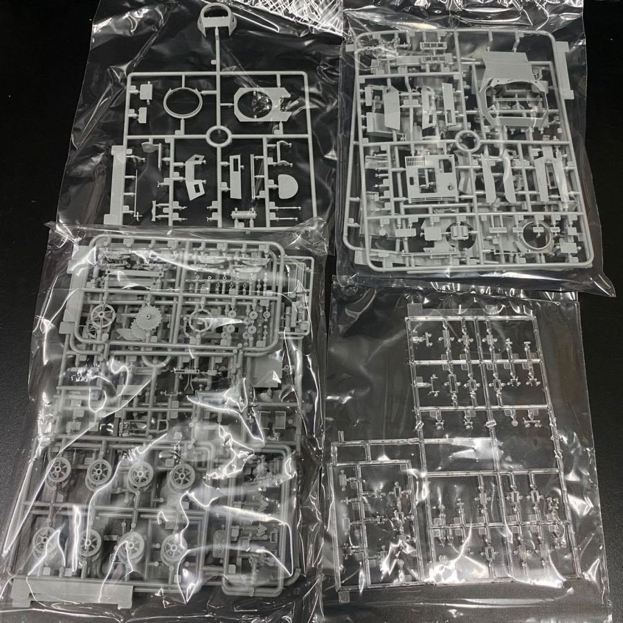 Dragon MD001 Pz.Kpfw.I Ausf.B w/Interior 1/35 – immagine 3
