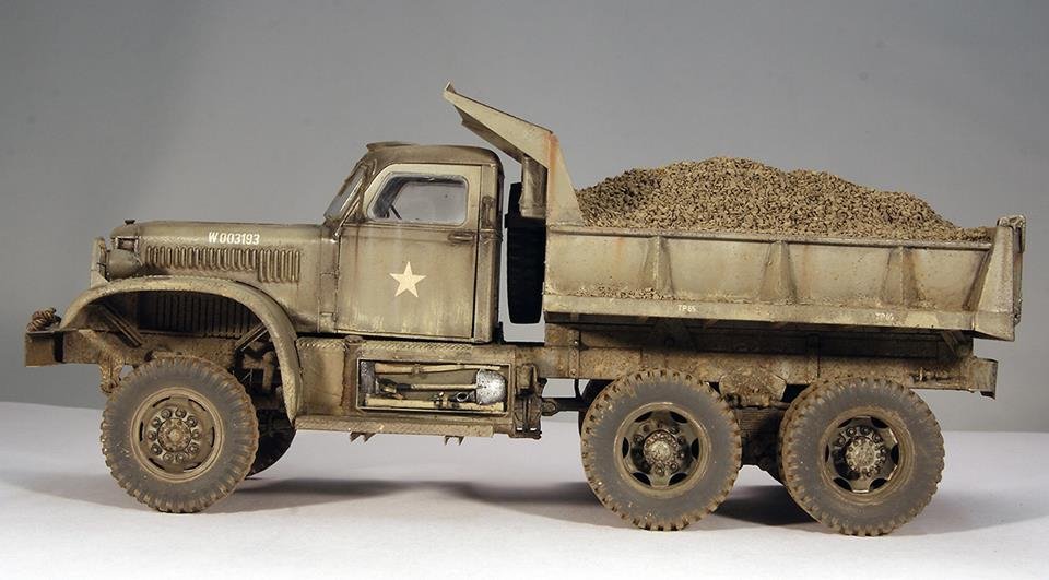Mirror Model 35804 U.S. Diamond T 972 Dump Truck Hard Top Cab 1/35 – Bild 4