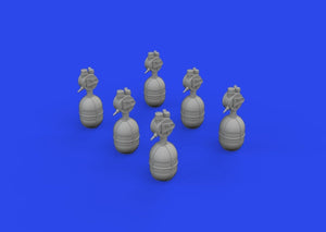 Eduard 672395 WWII USAAF oxygen cylinder A-4 1/72