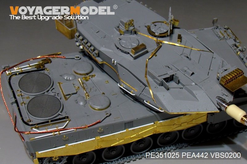 Voyager Model PE351025 Modern German Leopard 2A5 Basic For Border BT-002 1/35 – immagine 9