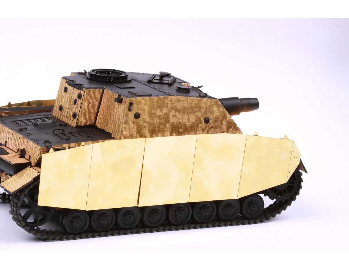 Eduard 36364 Sd. Kfz. 166 Brummbar schurzen TAMIYA 1/35 – Bild 4