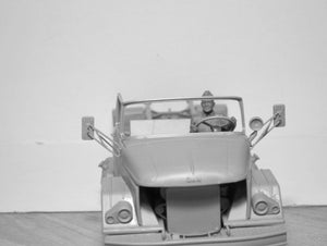 ICM 35643 RKKA Drivers (1943-1945) (2 figures) 1/35 – image 2
