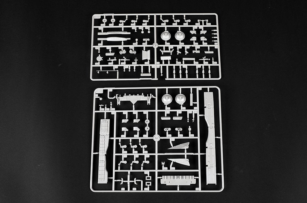 Trumpeter 09602 Char soviétique T-72 Ural avec blindage réactif Kontakt-1, échelle 1/35 – image 10