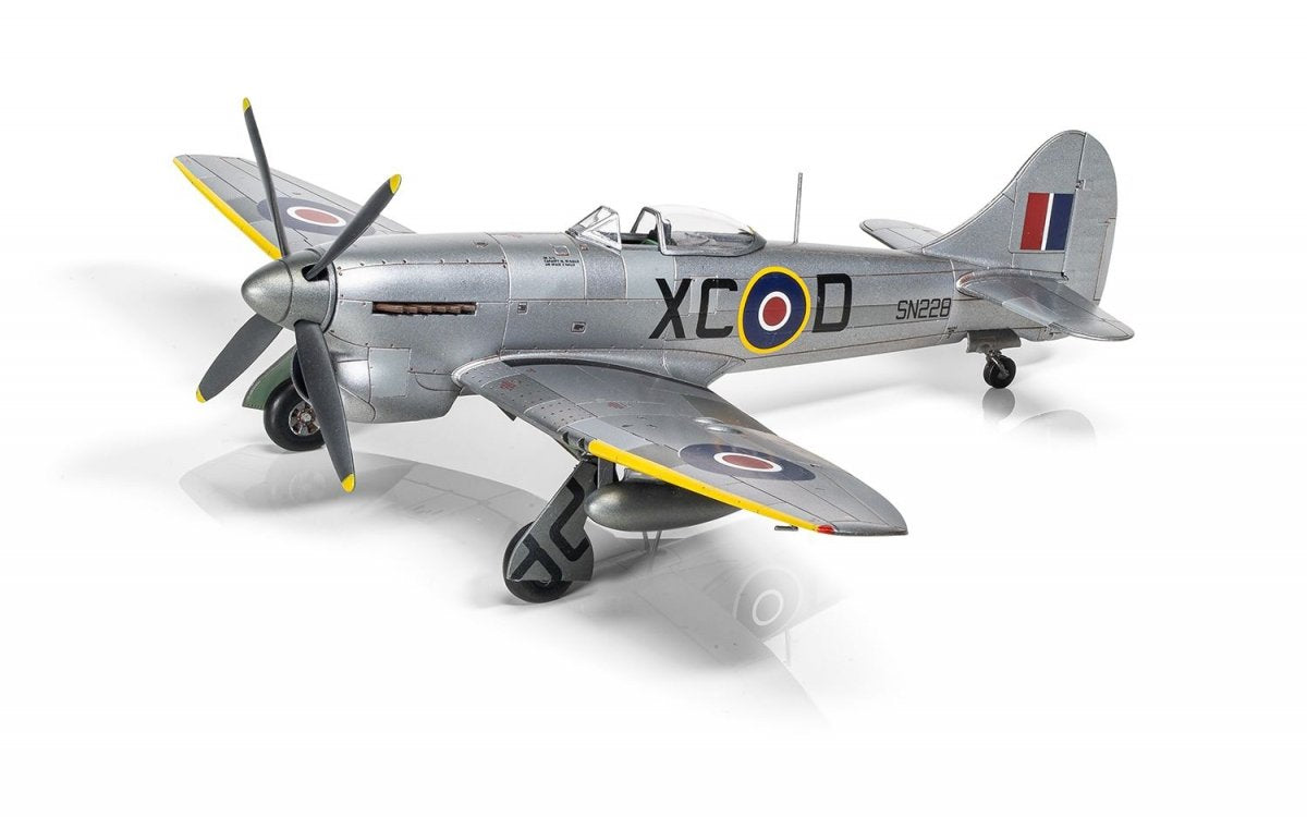 Airfix 02110 Hawker Tempest Mk. V Post War - 1/72 – Bild 2