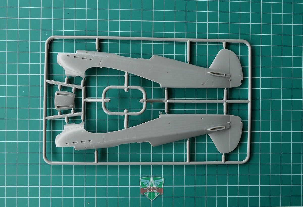 Modelsvit 4803 Yak-1 Early version 1/48 – immagine 6