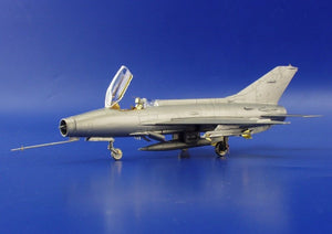 Eduard 73260 MiG-21F-13 Fishbed C 1/72 REVELL – image 4