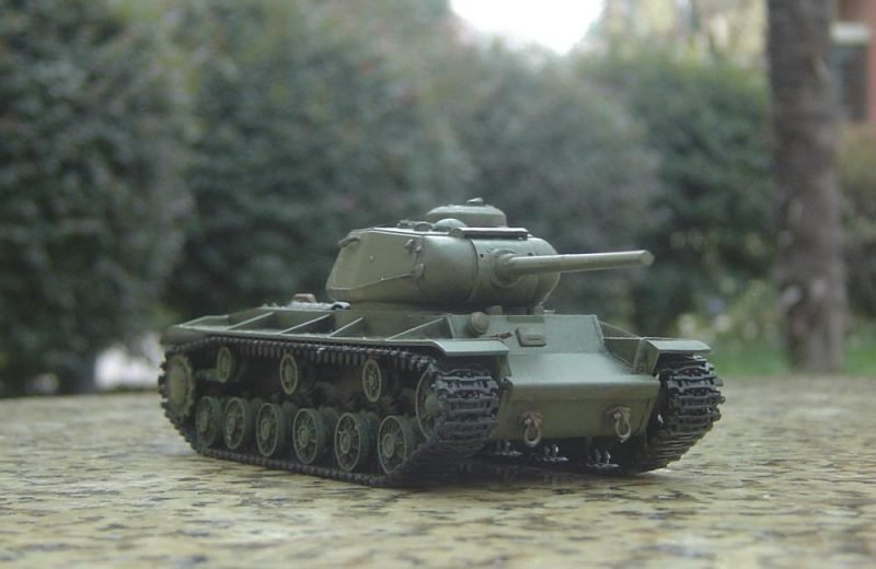 PST 72008 KV-85 Heavy Tank 1/72 – immagine 7
