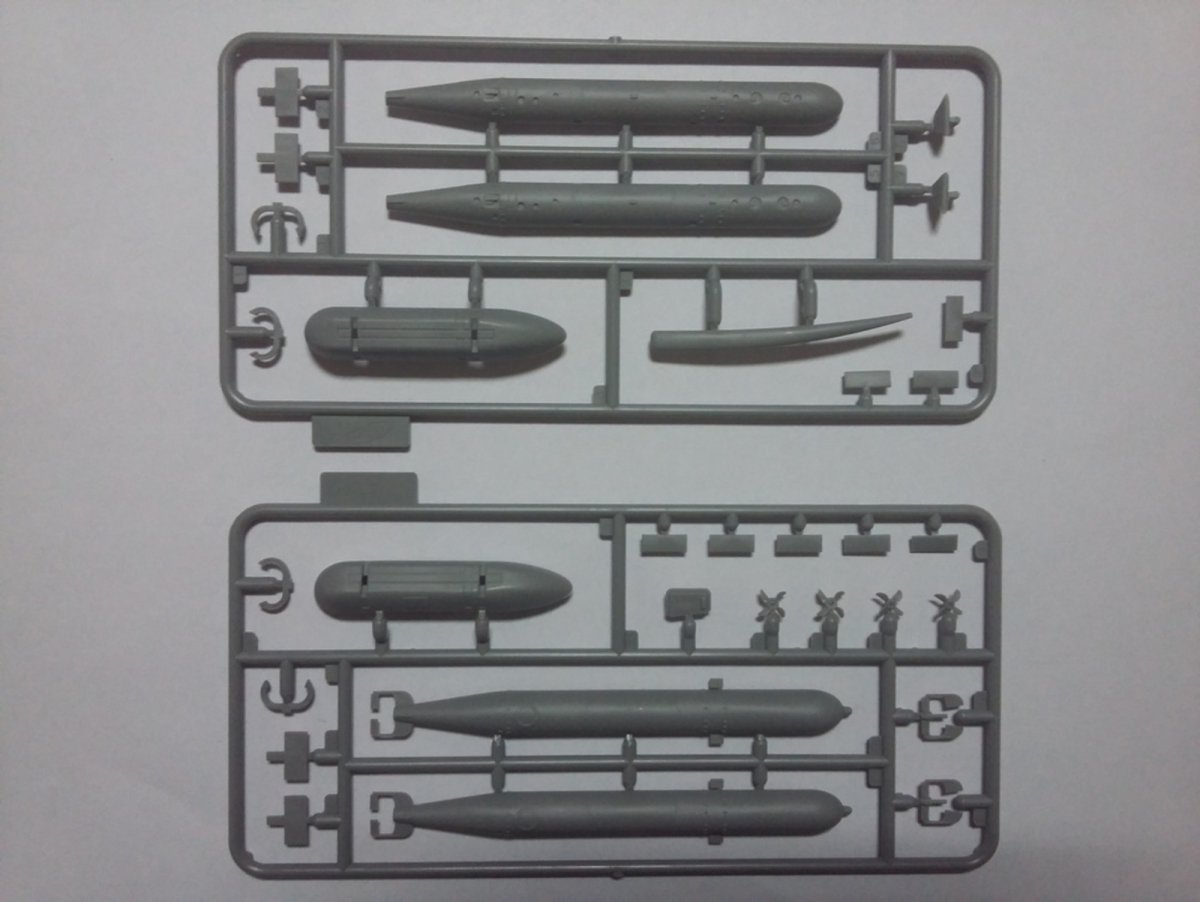 ICM 48262 He 111H-6, WWII German Bomber 1/48 – image 11