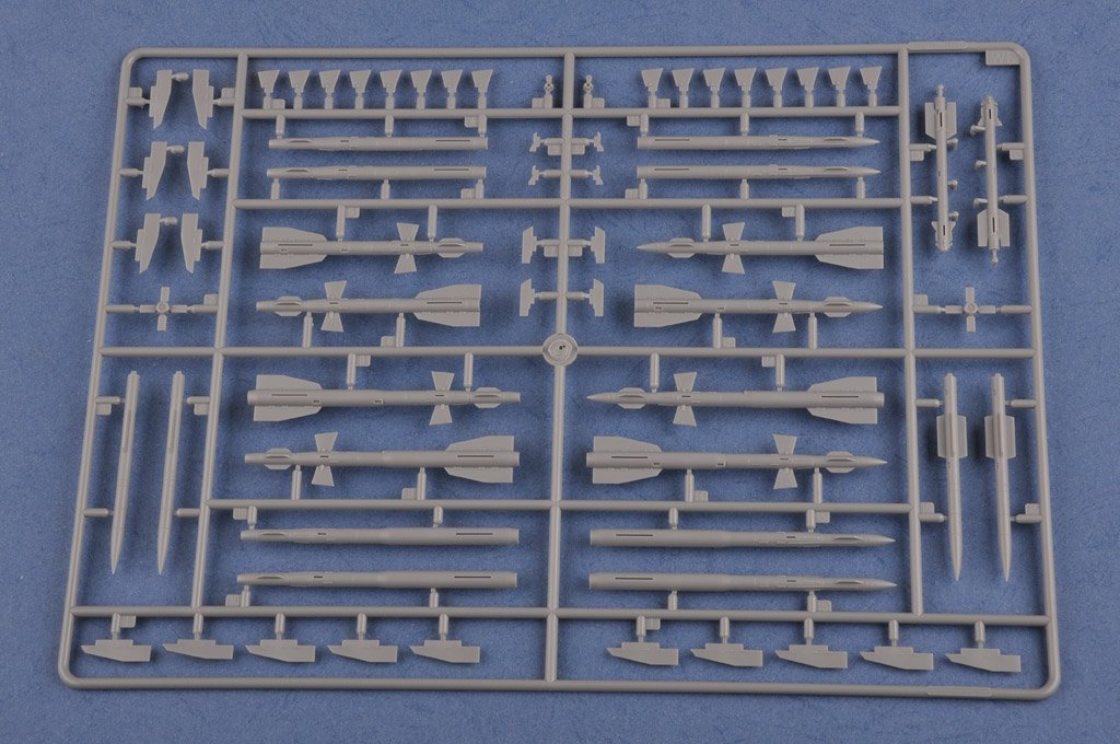 Hobby Boss 81712 Su-27 Flanker Early 1/48 – immagine 6