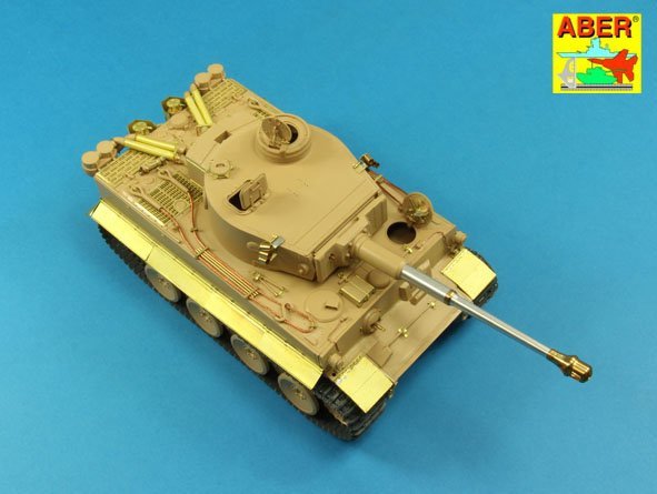 Aber 35259 Sd.Kfz.18 Pz.Kpfw.VI Ausf.E Tiger I (s.PzAbt. 501 in Tunisia) 1/35 – immagine 16