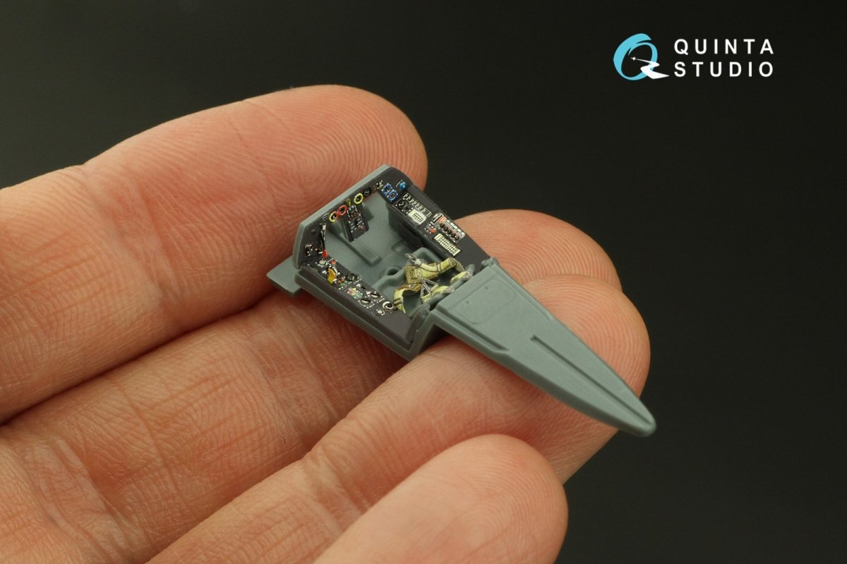 Quinta Studio QD72041 Fw 190A-8 3D-Printed &amp;amp; coloured Interior on decal paper (Eduard) 1/72 – immagine 9