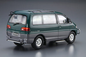 Aoshima 05667 Mitsubishi PE8W Delica Space Gear &amp;#39;96 1/24 – zdjęcie 3