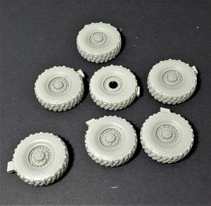 Panzer Art RE35-709 FMTV Road wheels (Michelin) 1/35 – imagen 2