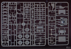 IBG 72013 Chevrolet C15A No.13 Cab Personnel Lorry 1/72 – image 2
