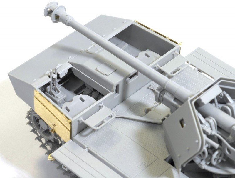 Dragon 6640 7.5cm PaK 40/4 auf RSO 1/35 – Bild 8