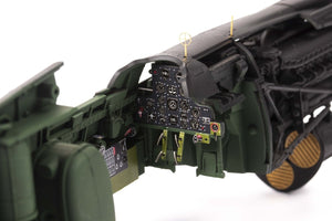 Eduard 33297 Hawk 81-A2 GREAT WALL HOBBY 1/32 – image 3