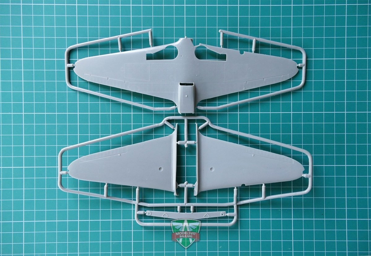 Modelsvit 4801 Yak-1B Soviet fighter 1/48 – imagen 5