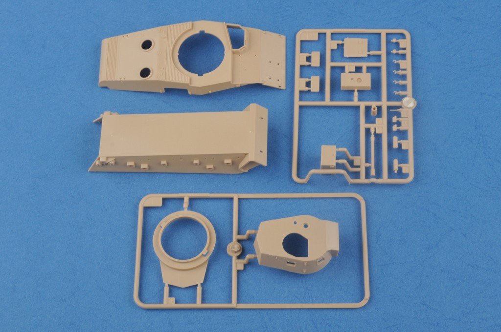 Hobby Boss 82479 Hungarian Light Tank 43M Toldi III(C40) 1/35 – immagine 5