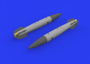 Eduard 648460 B43-1 Nuclear Weapon w/ SC43-3/ -6 tail assembly 1/48 – immagine 3