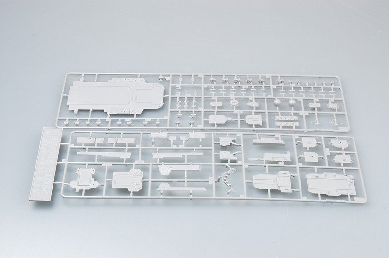 Trumpeter 04522 Russian Cruiser Pyotr Velikiy 1/350 – immagine 5