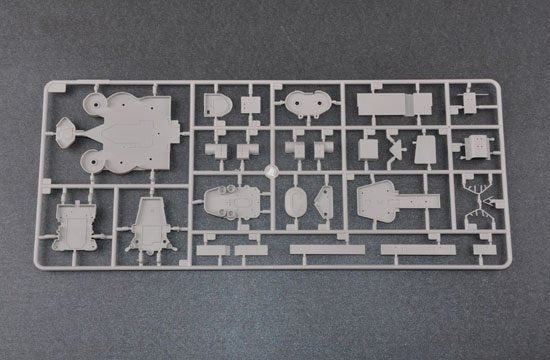 Trumpeter 05327 USS Indianapolis CA-35 1944 1/350 – image 5