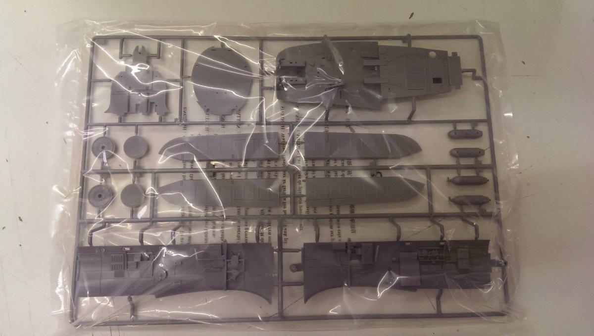 I Love Kit 61801 SBD-3-4 Dauntless 1/18 – Bild 13