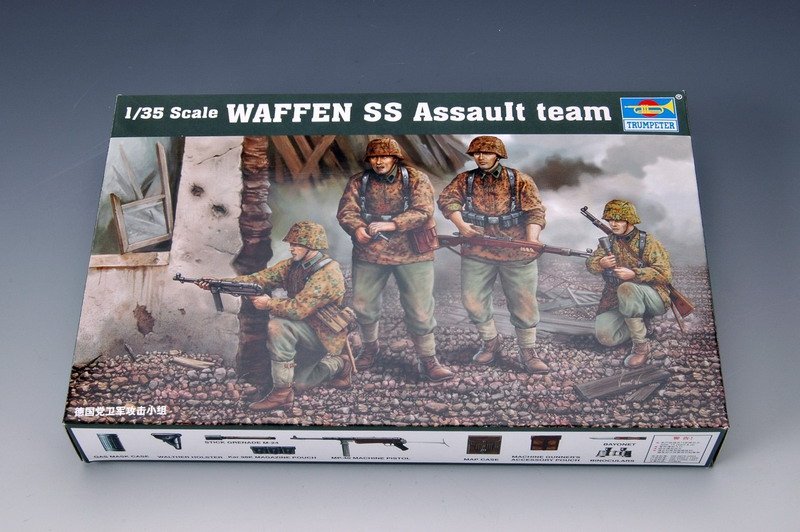 Trumpeter 00405 WAFFEN SS ASSAUT TEAM (1/35) – image 2