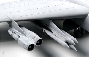 Modelcollect UA72200 B-52H US Stratofortress Bombardier stratégique 1/72 – image 10