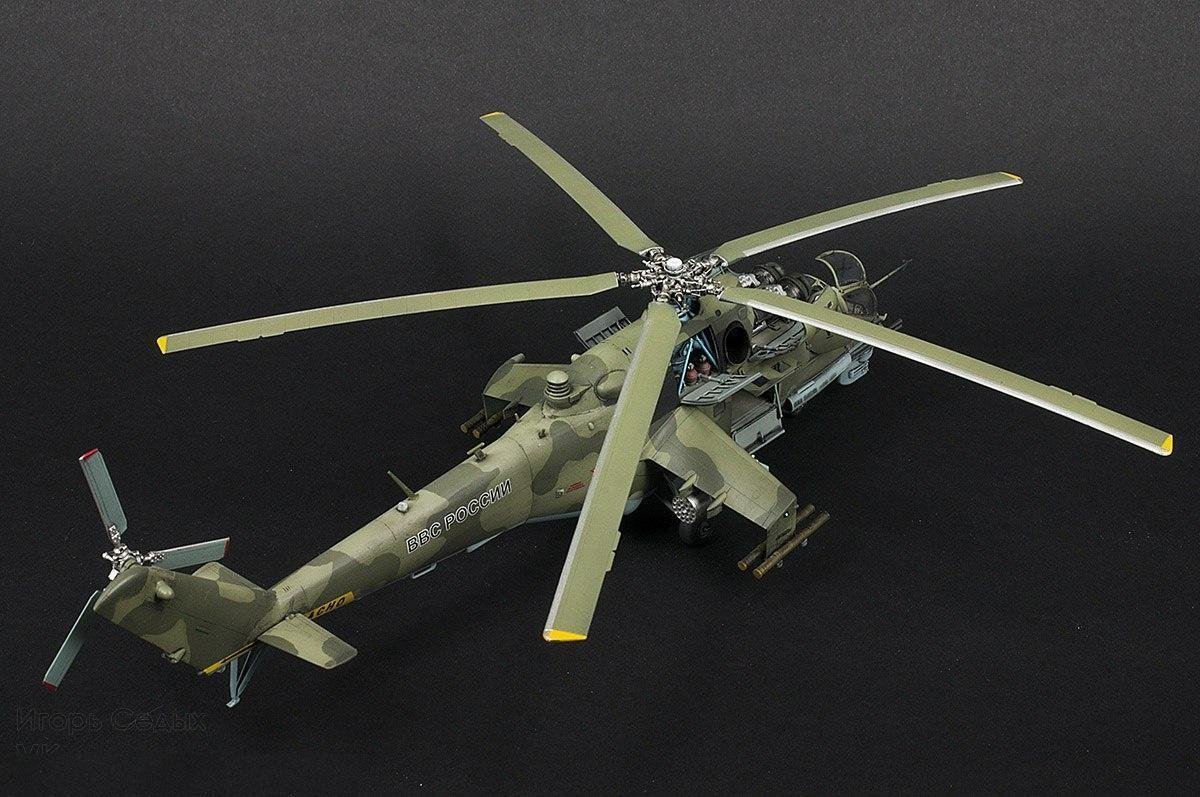 Zvezda 7315 MI-24P HIND SOVIET ATTACK HELICOPTER 1/72 – image 5