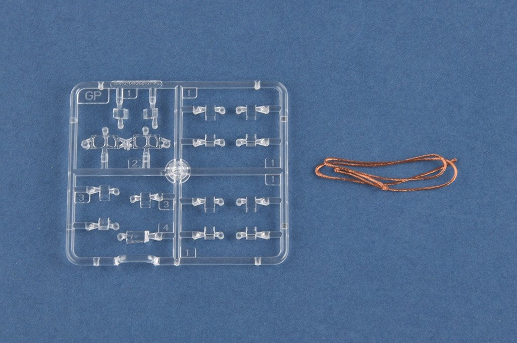 Hobby Boss 84503 Leopard C2 (Canadian MBT) 1/35 – image 12